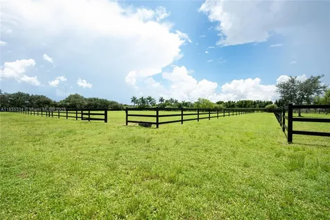 23400 SW 192nd Avenue Homestead FL 33031