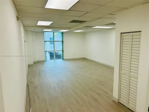 10305 NW 41st Street Doral FL 33178