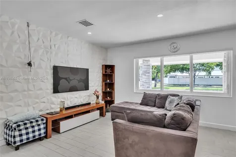 1020 SW 4th Avenue Fort Lauderdale FL 33315