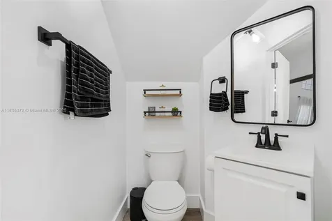 11532 SW 148th Path Miami FL 33196
