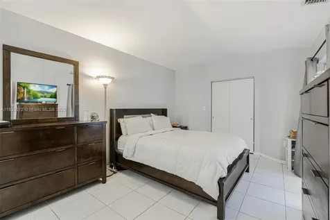 11532 SW 148th Path Miami FL 33196