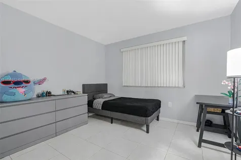 11532 SW 148th Path Miami FL 33196