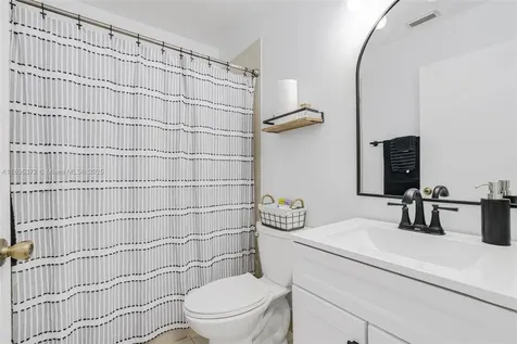 11532 SW 148th Path Miami FL 33196