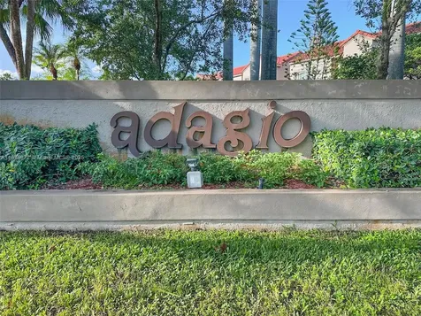 11532 SW 148th Path Miami FL 33196