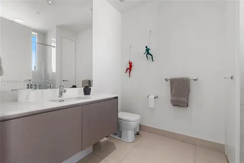3250 NE 188th Street Aventura FL 33180