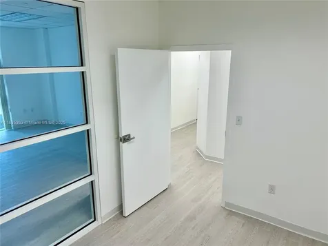 10305 NW 41st Street Doral FL 33178
