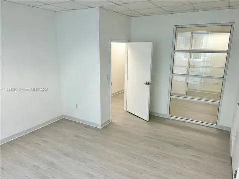 10305 NW 41st Street Doral FL 33178
