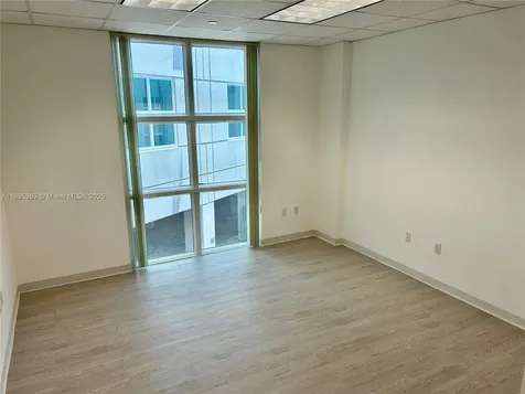 10305 NW 41st Street Doral FL 33178