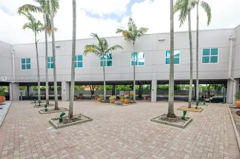 10305 NW 41st Street Doral FL 33178