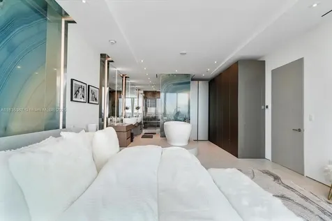 17475 Collins Avenue Sunny Isles Beach FL 33160