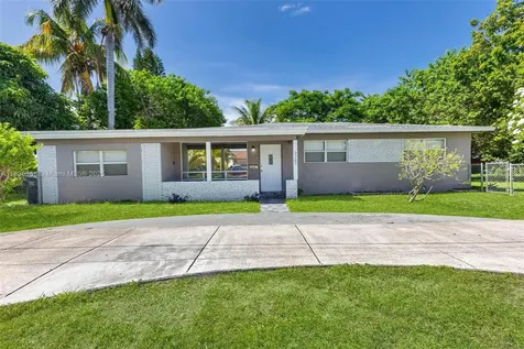 2307 Rodman Street Hollywood FL 33020