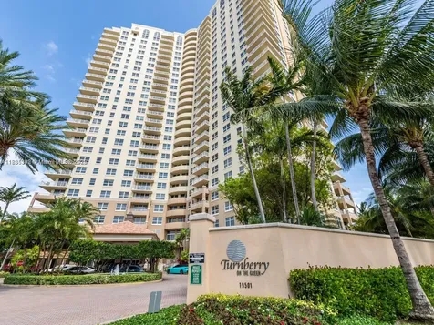 19501 W Country Club Drive Aventura FL 33180