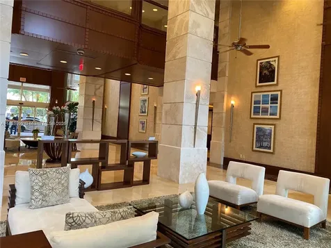 19501 W Country Club Drive Aventura FL 33180