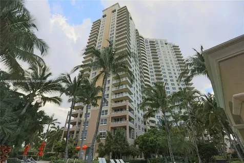 19501 W Country Club Drive Aventura FL 33180