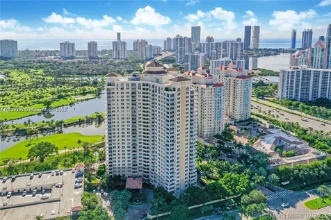 19501 W Country Club Drive Aventura FL 33180