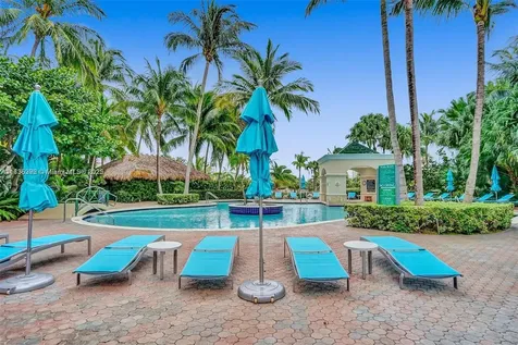 19501 W Country Club Drive Aventura FL 33180