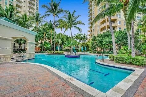19501 W Country Club Drive Aventura FL 33180