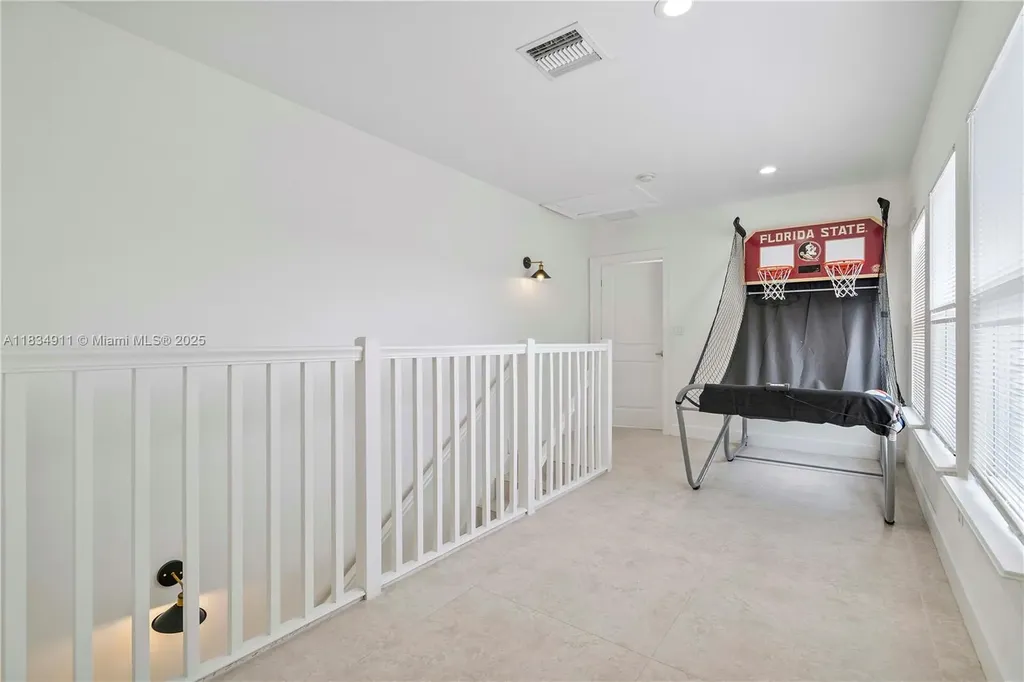 217 SW 11th Street Fort Lauderdale FL 33315