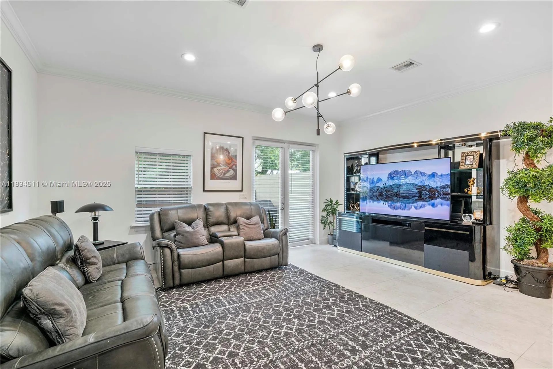 217 SW 11th Street Fort Lauderdale FL 33315