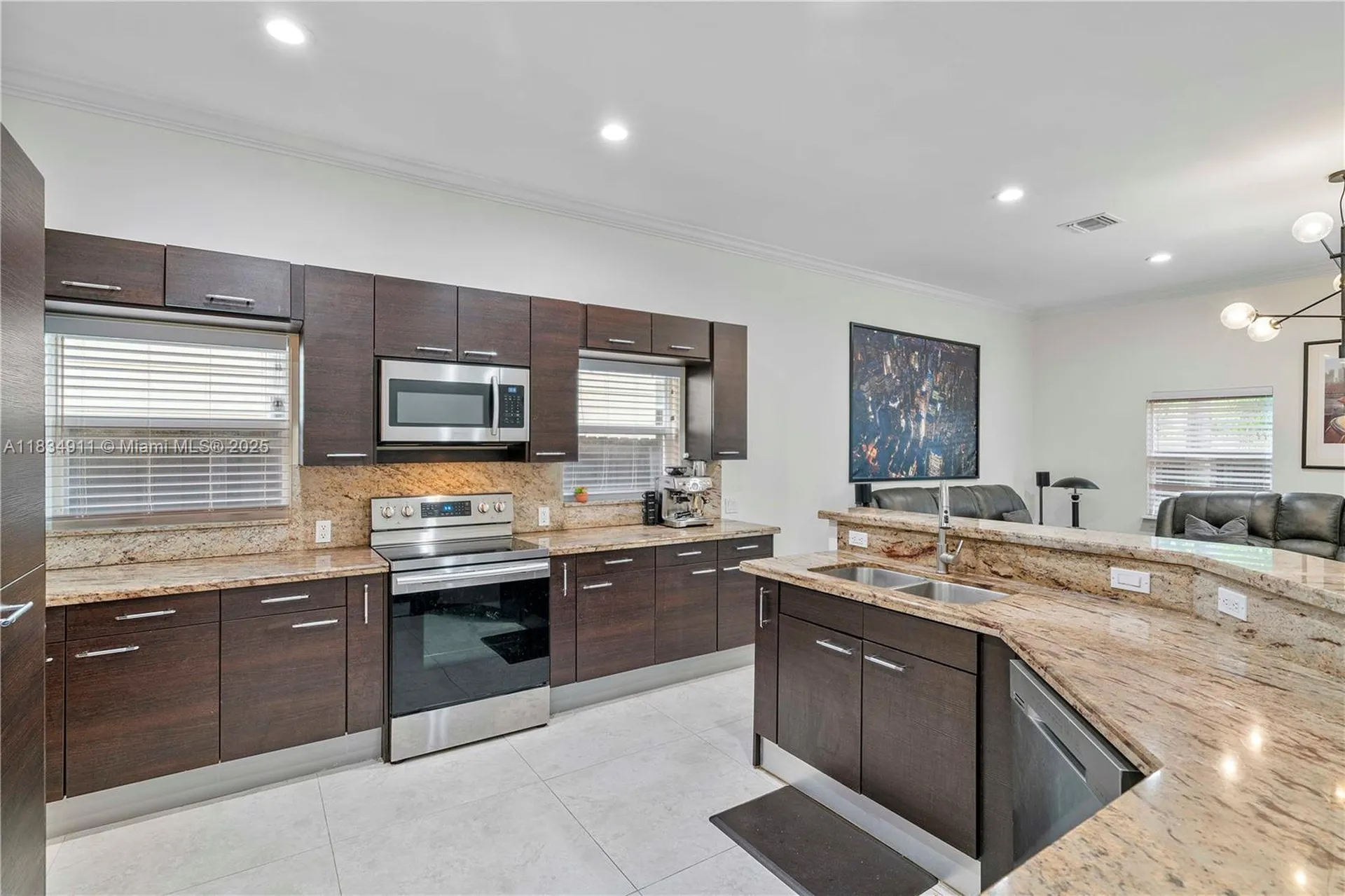 217 SW 11th Street Fort Lauderdale FL 33315