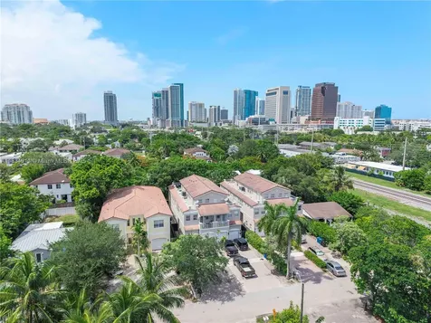 217 SW 11th Street Fort Lauderdale FL 33315