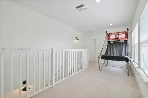 217 SW 11th Street Fort Lauderdale FL 33315