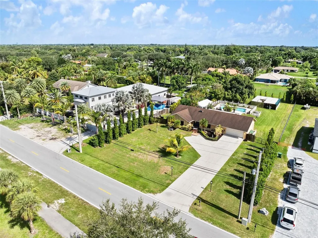 14040 SW 14th Street Davie FL 33325