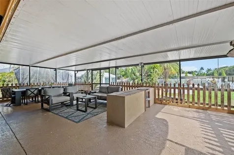 14040 SW 14th Street Davie FL 33325
