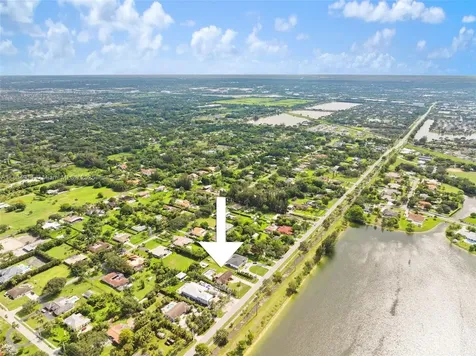 14040 SW 14th Street Davie FL 33325