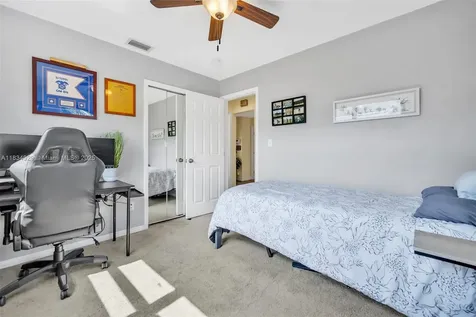 1533 Shenandoah Street Hollywood FL 33020