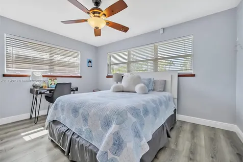 1533 Shenandoah Street Hollywood FL 33020