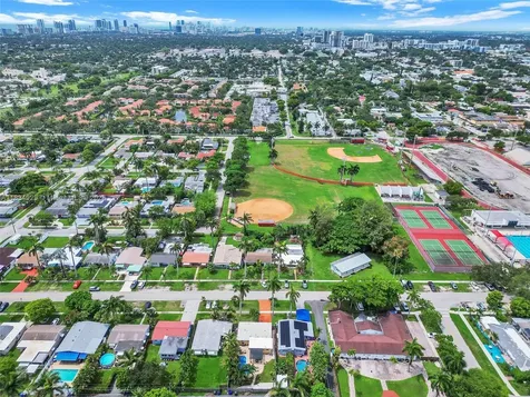 1533 Shenandoah Street Hollywood FL 33020