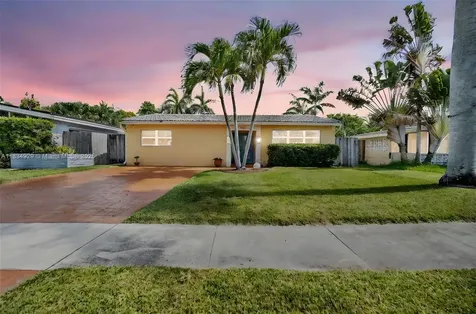 1533 Shenandoah Street Hollywood FL 33020
