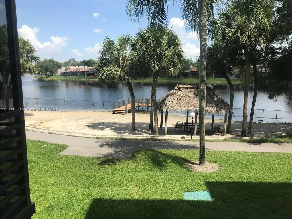 1101 Colony Point Circle Pembroke Pines FL 33026