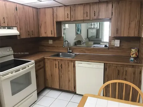 1101 Colony Point Circle Pembroke Pines FL 33026