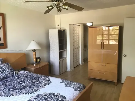 1101 Colony Point Circle Pembroke Pines FL 33026