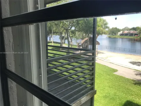 1101 Colony Point Circle Pembroke Pines FL 33026