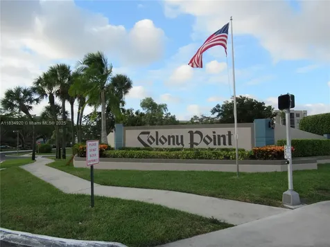 1101 Colony Point Circle Pembroke Pines FL 33026