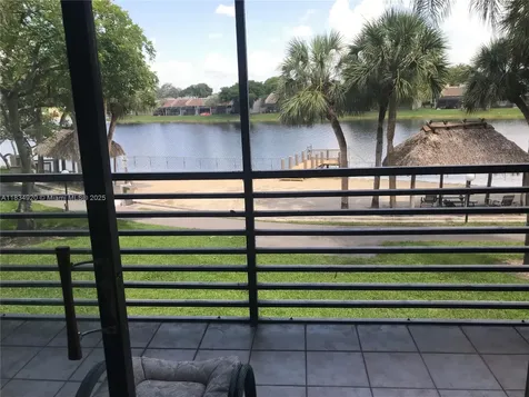 1101 Colony Point Circle Pembroke Pines FL 33026
