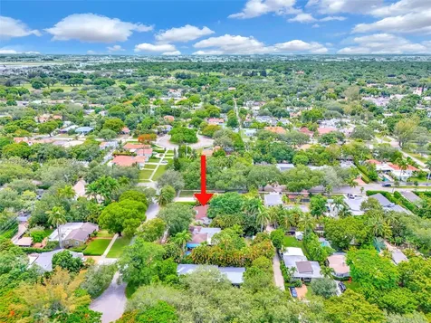 295 De Leon Drive Miami Springs FL 33166