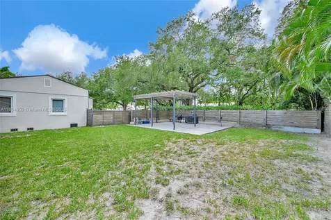 295 De Leon Drive Miami Springs FL 33166