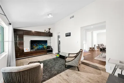 295 De Leon Drive Miami Springs FL 33166