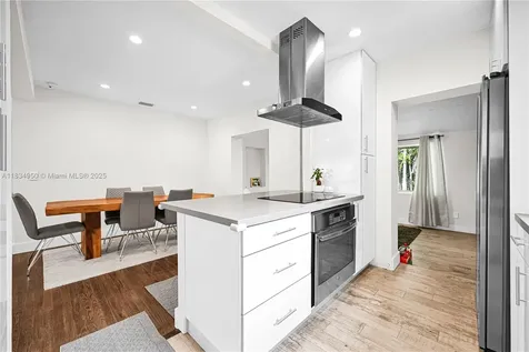 295 De Leon Drive Miami Springs FL 33166