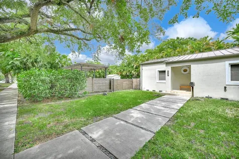 295 De Leon Drive Miami Springs FL 33166