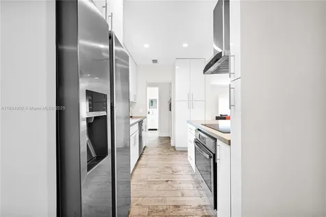 295 De Leon Drive Miami Springs FL 33166
