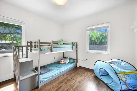 295 De Leon Drive Miami Springs FL 33166