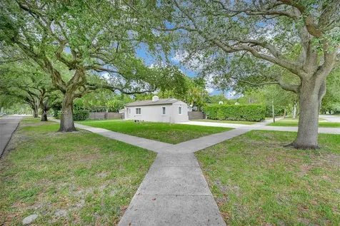 295 De Leon Drive Miami Springs FL 33166