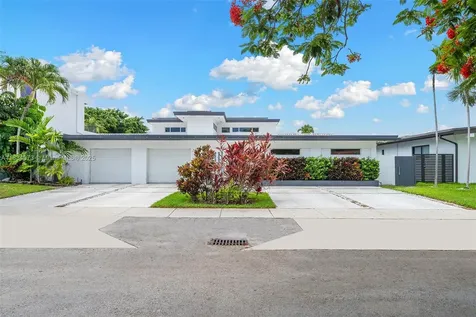 1930 NE 193rd Street Miami FL 33179