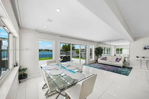 1930 NE 193rd Street Miami FL 33179