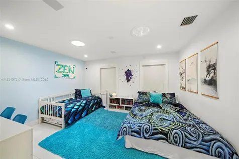 1930 NE 193rd Street Miami FL 33179